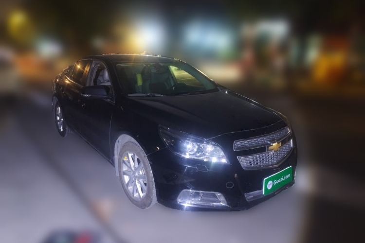Used Chevrolet Malibu 2014 2.4L Automatic Luxury Edition Front Right 45 Deg