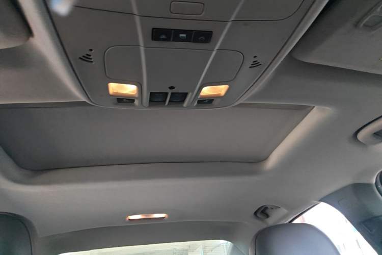 Used Chevrolet Malibu 2014 2.0L Automatic Luxury Edition Headliner