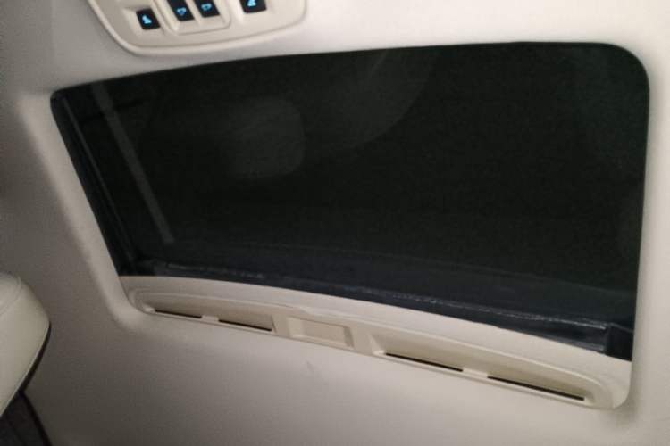 Used Chevrolet Malibu 2014 2.0L Automatic Luxury Edition Headliner