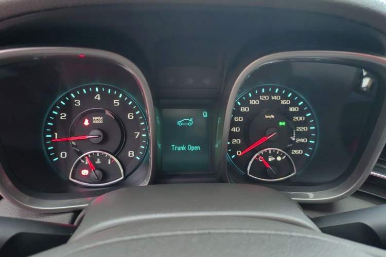 Used Chevrolet Malibu 2014 2.0L Automatic Comfort Edition Instrument Cluster