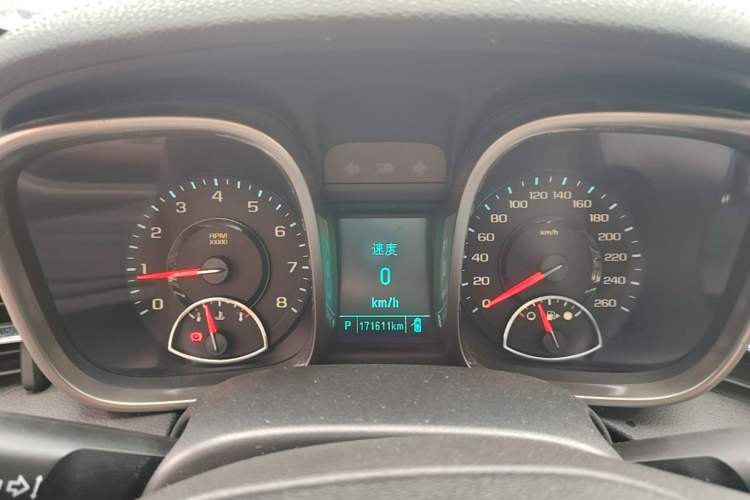 Used Chevrolet Malibu 2014 1.6T Automatic Comfort Edition Instrument Cluster