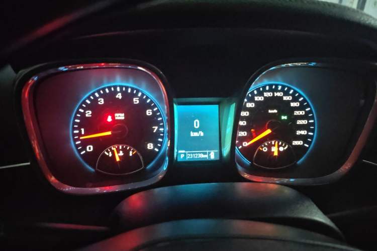 Used Chevrolet Malibu 2014 1.6T Automatic Comfort Edition Instrument Cluster