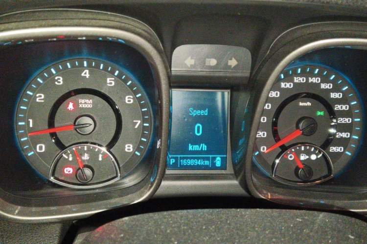 Used Chevrolet Malibu 2014 1.6T Automatic Comfort Edition Instrument Cluster