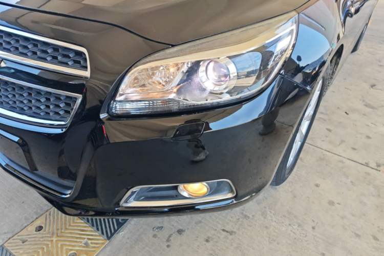 Used Chevrolet Malibu 2014 2.0L Automatic Luxury Edition Left Front Headlight