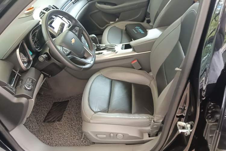 Used Chevrolet Malibu 2014 2.4L Automatic Luxury Edition Left Front Seat