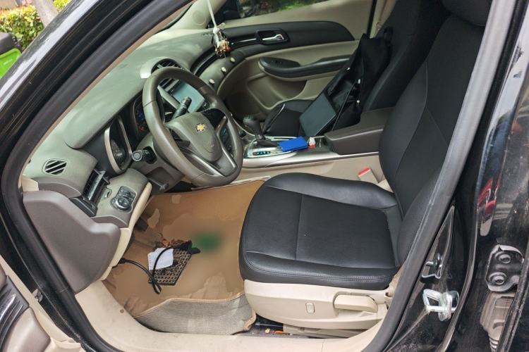 Used Chevrolet Malibu 2014 2.0L Automatic Comfort Edition Left Front Seat