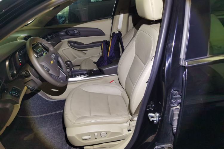 Used Chevrolet Malibu 2014 2.4L Automatic Luxury Edition Left Front Seat