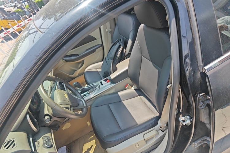 Used Chevrolet Malibu 2014 2.0L Automatic Comfort Edition Left Front Seat