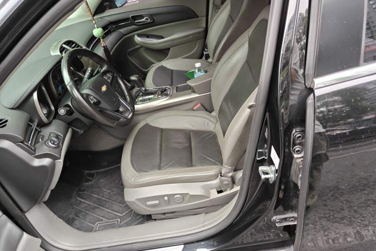 Used Chevrolet Malibu 2014 2.0L Automatic Luxury Edition Left Front Seat