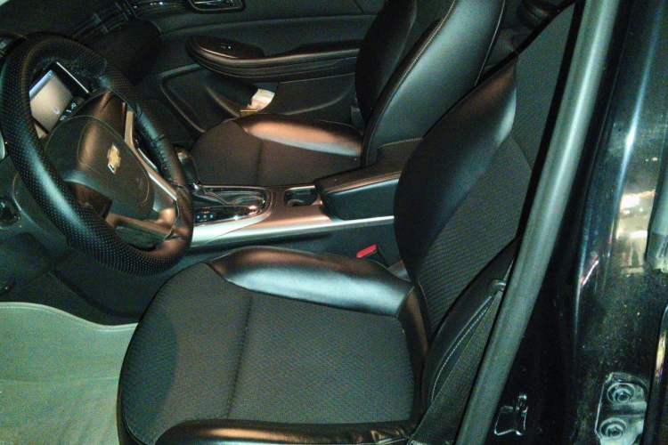 Used Chevrolet Malibu 2014 1.6T Automatic Comfort Edition Left Front Seat