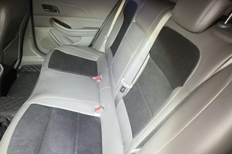 Used Chevrolet Malibu 2014 2.4L Automatic Luxury Edition Left Rear Seat