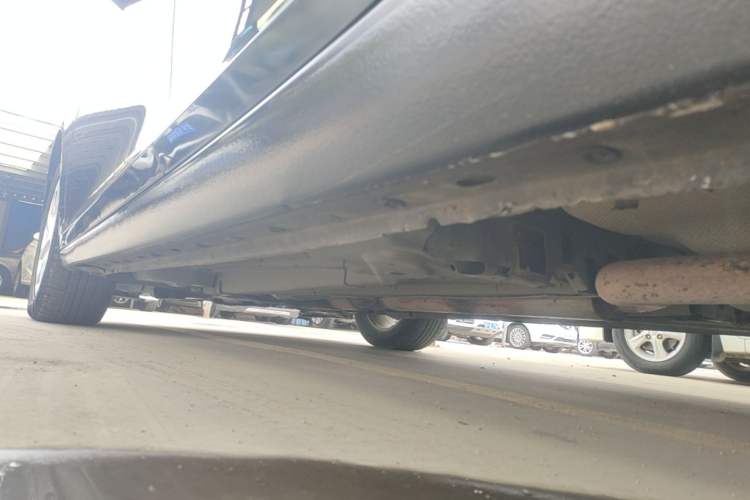 Used Chevrolet Malibu 2014 2.0L Automatic Luxury Edition Left Side Sill