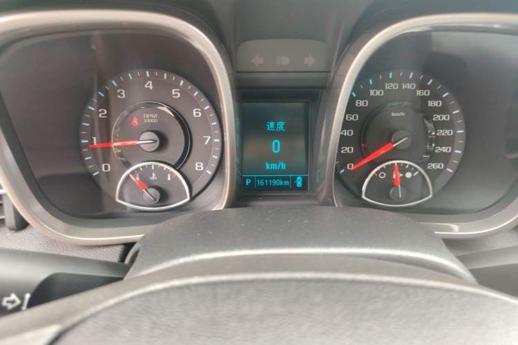 Used Chevrolet Malibu 2014 1.6T Automatic Comfort Edition Odometer Close Up