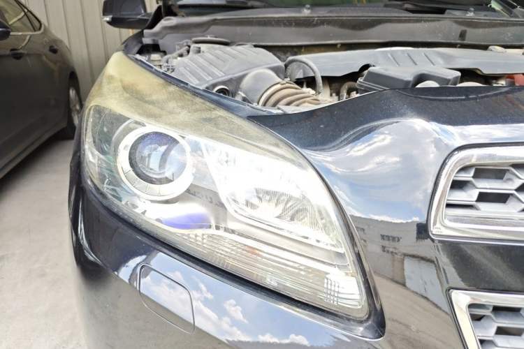Used Chevrolet Malibu 2014 2.0L Automatic Luxury Edition Right Front Headlight