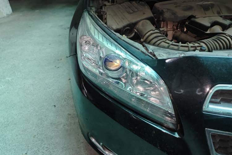 Used Chevrolet Malibu 2014 2.0L Automatic Comfort Edition Right Front Headlight