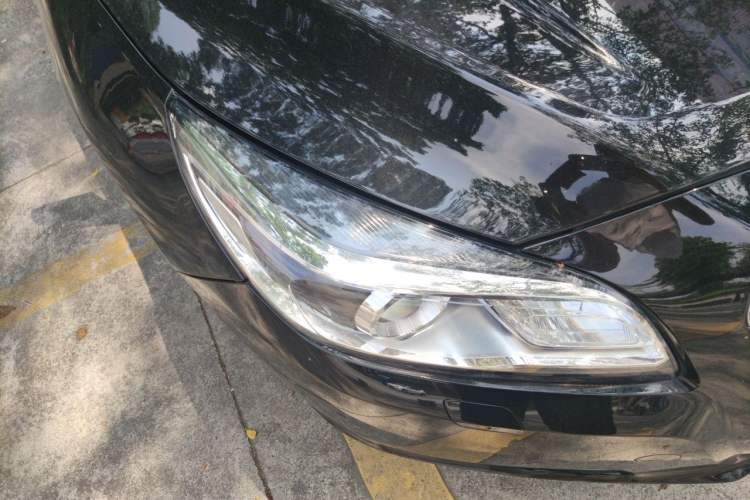Used Chevrolet Malibu 2014 2.0L Automatic Luxury Edition Right Front Headlight