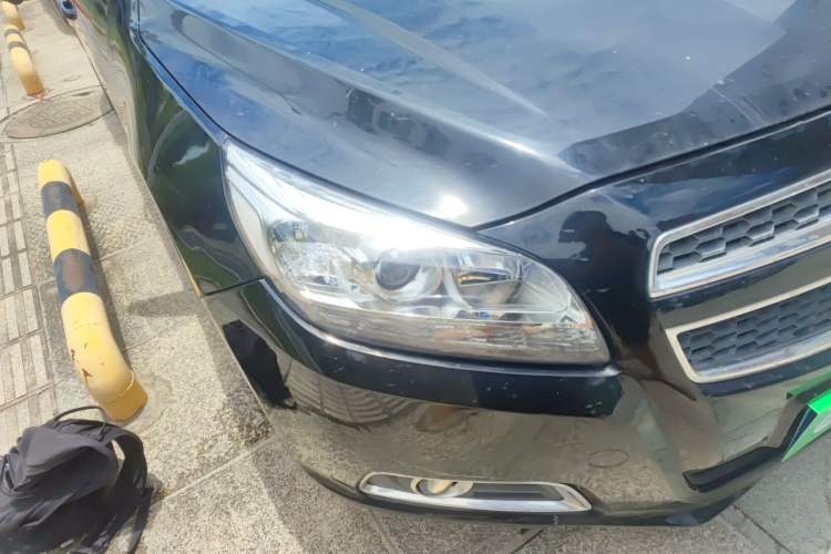 Used Chevrolet Malibu 2014 1.6T Automatic Luxury Edition Right Front Headlight