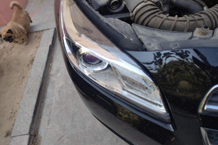 Used Chevrolet Malibu 2014 2.0L Automatic Luxury Edition Right Front Headlight