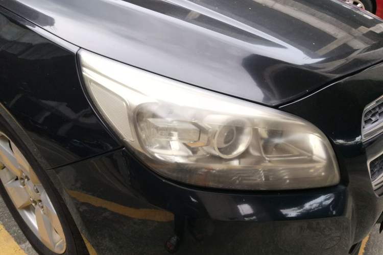 Used Chevrolet Malibu 2014 2.0L Automatic Comfort Edition Right Front Headlight