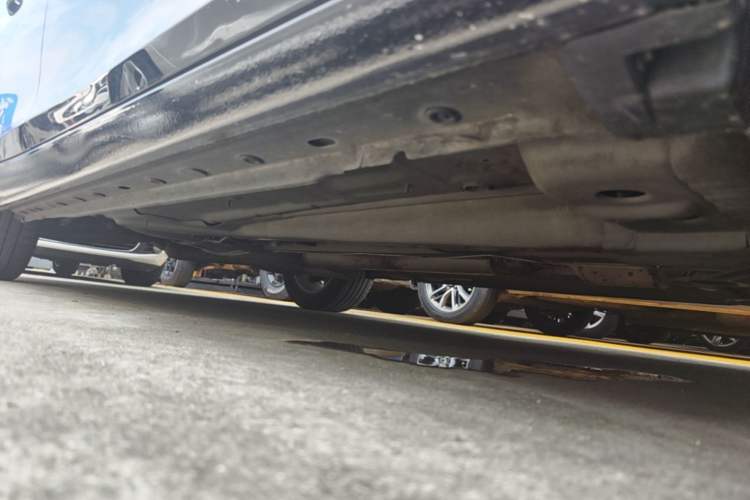 Used Chevrolet Malibu 2014 2.0L Automatic Luxury Edition Right Side Sill