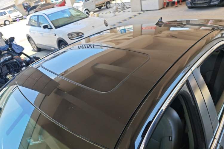 Used Chevrolet Malibu 2014 2.0L Automatic Luxury Edition Roof