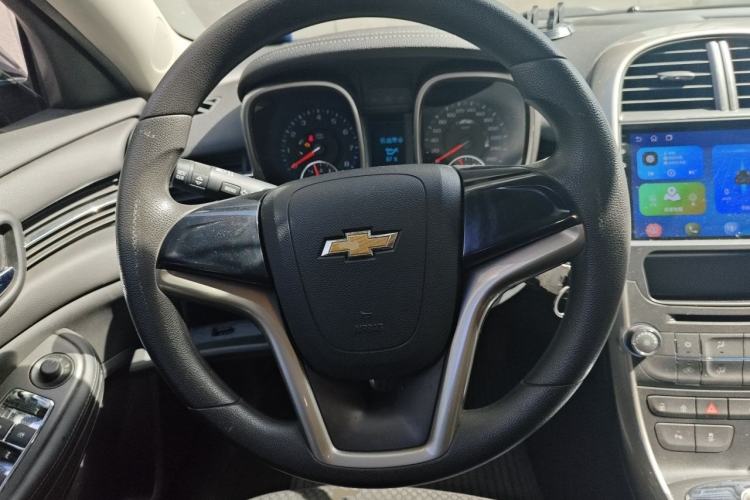 Used Chevrolet Malibu 2014 1.6T Automatic Comfort Edition Steering Wheel