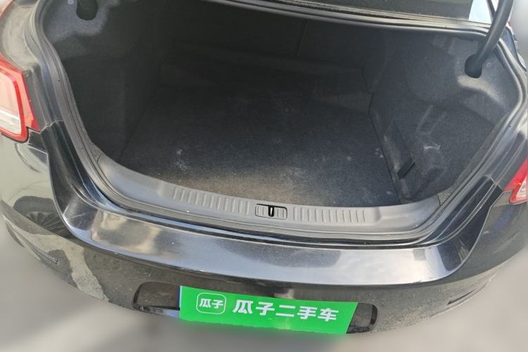 Used Chevrolet Malibu 2014 1.6T Automatic Comfort Edition Trunk