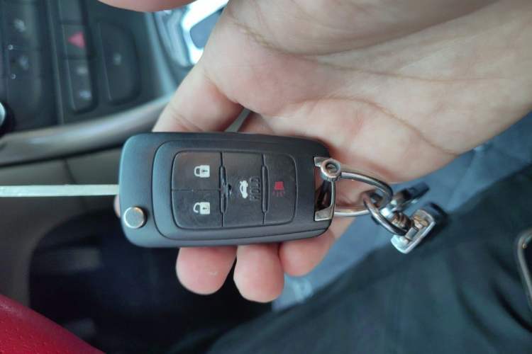 Used Chevrolet Malibu 2014 2.0L Automatic Comfort Edition Vehicle Key