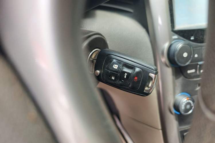 Used Chevrolet Malibu 2014 2.0L Automatic Comfort Edition Vehicle Key