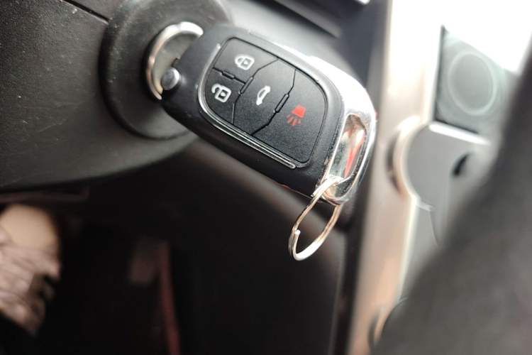 Used Chevrolet Malibu 2014 1.6T Automatic Comfort Edition Vehicle Key
