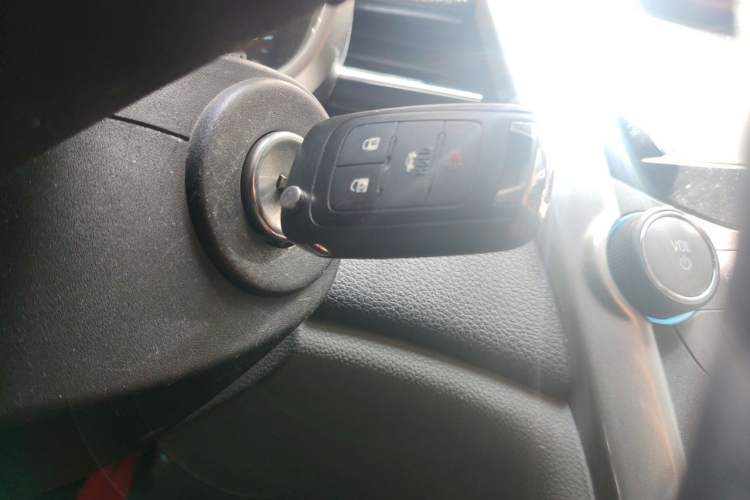Used Chevrolet Malibu 2014 2.0L Automatic Luxury Edition Vehicle Key