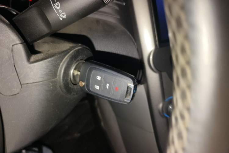 Used Chevrolet Malibu 2014 2.4L Automatic Luxury Edition Vehicle Key