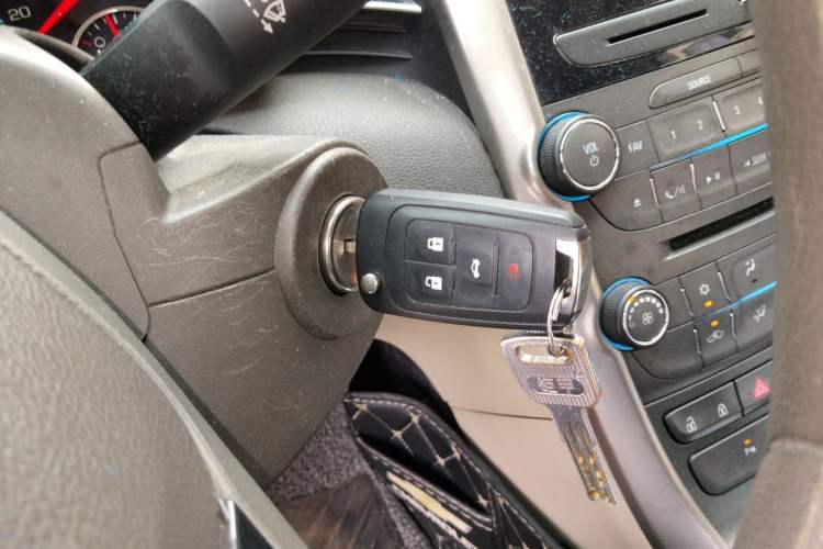 Used Chevrolet Malibu 2014 2.0L Automatic Comfort Edition Vehicle Key
