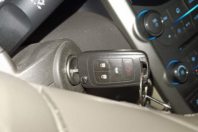 Used Chevrolet Malibu 2014 2.0L Automatic Luxury Edition Vehicle Key