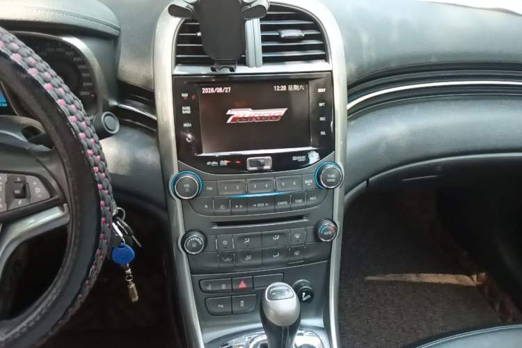 Used Chevrolet Malibu 2014 1.6T Automatic Luxury Edition Audio And AC Panel