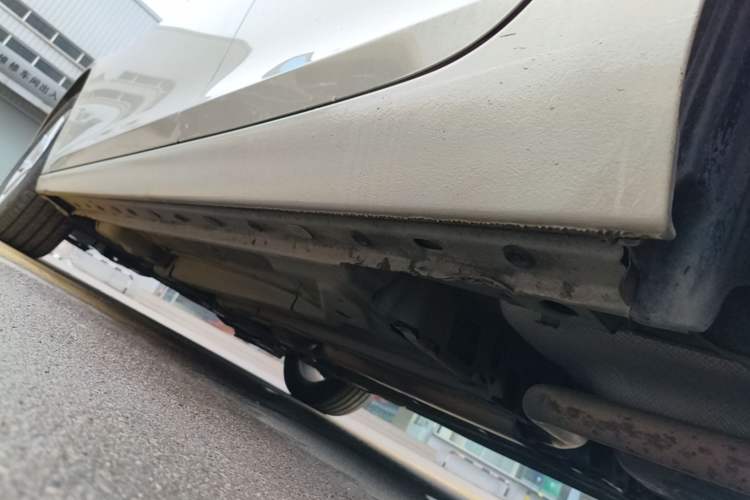 Used Chevrolet Malibu 2014 2.4L Automatic Luxury Edition Chassis Rear Left