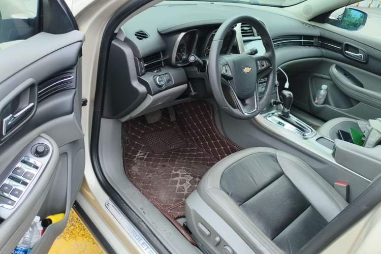 Used Chevrolet Malibu 2014 2.4L Automatic Luxury Edition Driver Seat