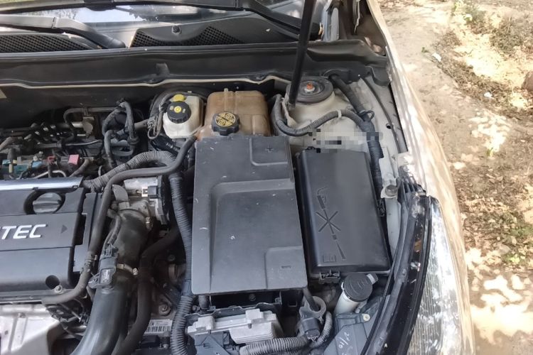 Used Chevrolet Malibu 2014 1.6T Automatic Luxury Edition Engine Bay Left