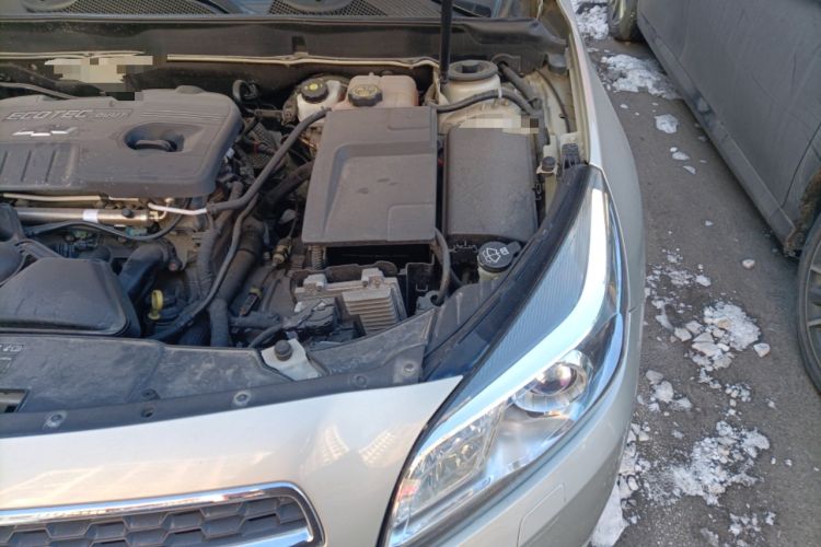 Used Chevrolet Malibu 2014 2.0L Automatic Luxury Edition Engine Bay Left