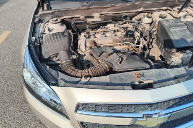 Used Chevrolet Malibu 2014 2.0L Automatic Comfort Edition Engine Bay Right