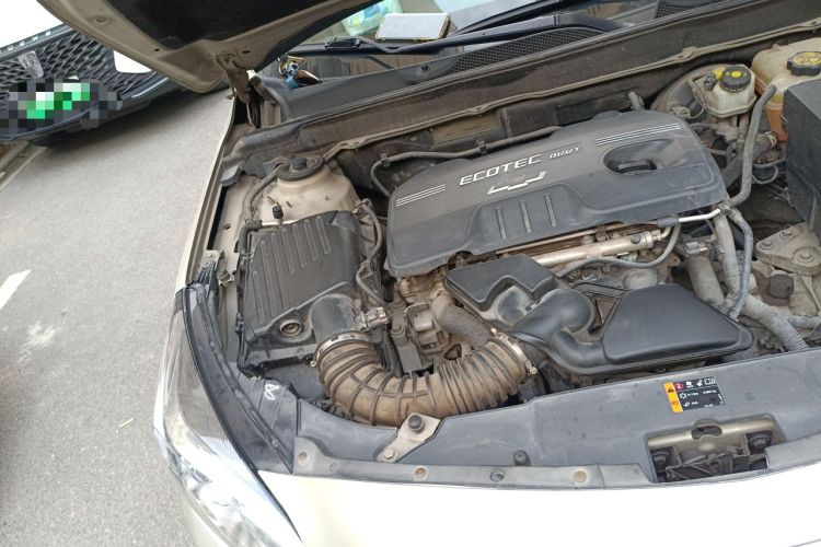 Used Chevrolet Malibu 2014 2.0L Automatic Luxury Edition Engine Bay Right
