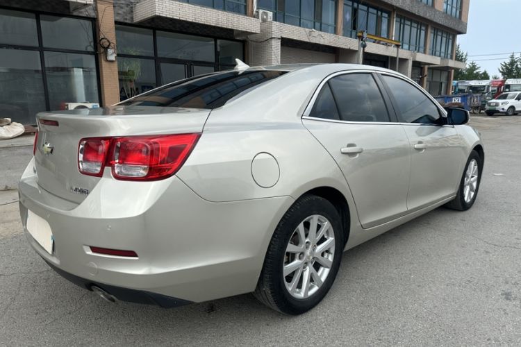 Used Chevrolet Malibu 2014 2.0L Automatic Luxury Edition Exterior 2