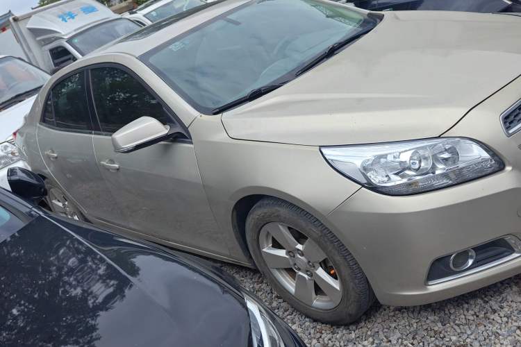 Used Chevrolet Malibu 2014 2.0L Automatic Comfort Edition Exterior 2