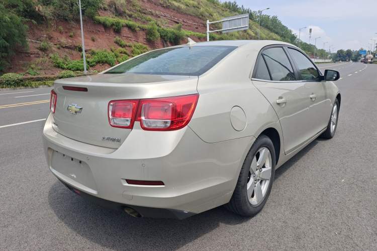 Used Chevrolet Malibu 2014 2.0L Automatic Comfort Edition Exterior 3