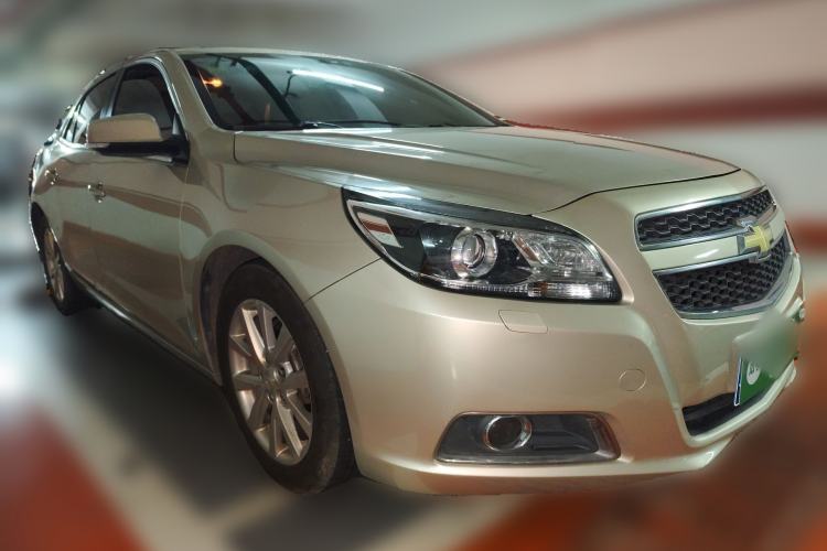 Used Chevrolet Malibu 2014 2.0L Automatic Luxury Edition Front Right 45 Deg