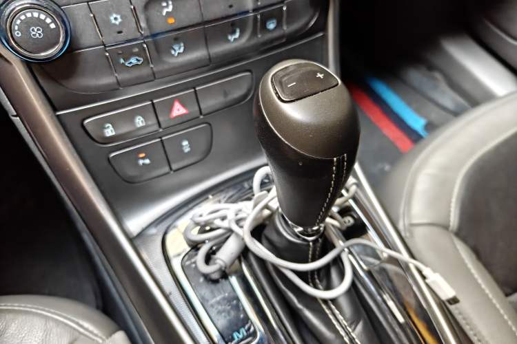 Used Chevrolet Malibu 2014 2.0L Automatic Luxury Edition Gear Lever