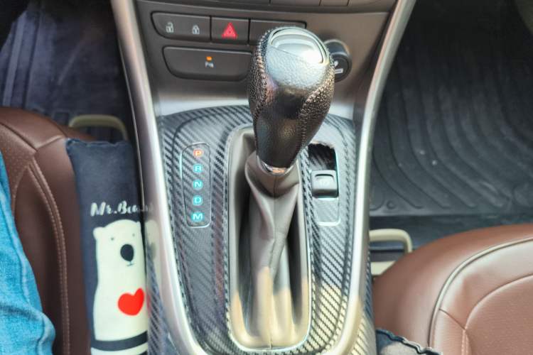 Used Chevrolet Malibu 2014 2.0L Automatic Comfort Edition Gear Lever