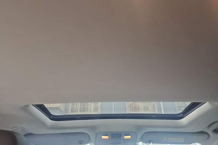 Used Chevrolet Malibu 2014 2.0L Automatic Luxury Edition Headliner