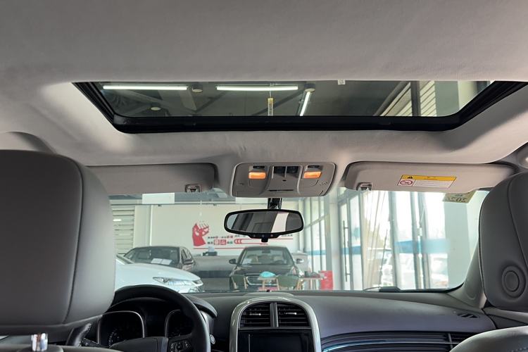 Used Chevrolet Malibu 2014 2.0L Automatic Luxury Edition Headliner