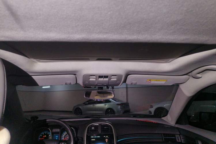 Used Chevrolet Malibu 2014 2.4L Automatic Luxury Edition Headliner
